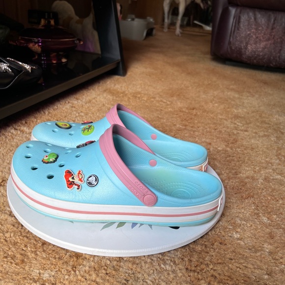 CROCS teal and pink color with 6 different pops. - Picture 10 of 17
